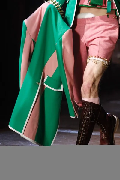 Look 103